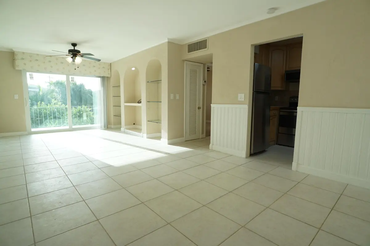 510 Prosperity Farms Road 7B, North Palm Beach, FL – photo 6