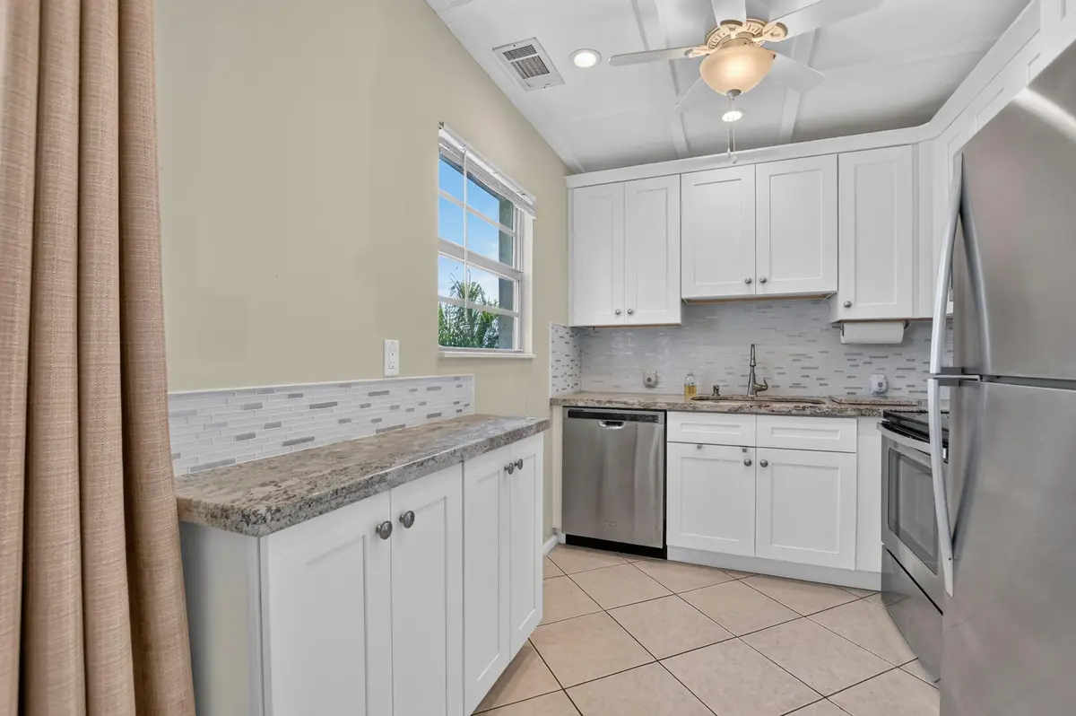 10-web-or-mls-DSC_3038 at 281 FANSHAW G, Boca Raton
