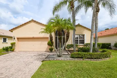 320 NW MILLPOND Lane, Port St. Lucie – Single Family Residence for sale