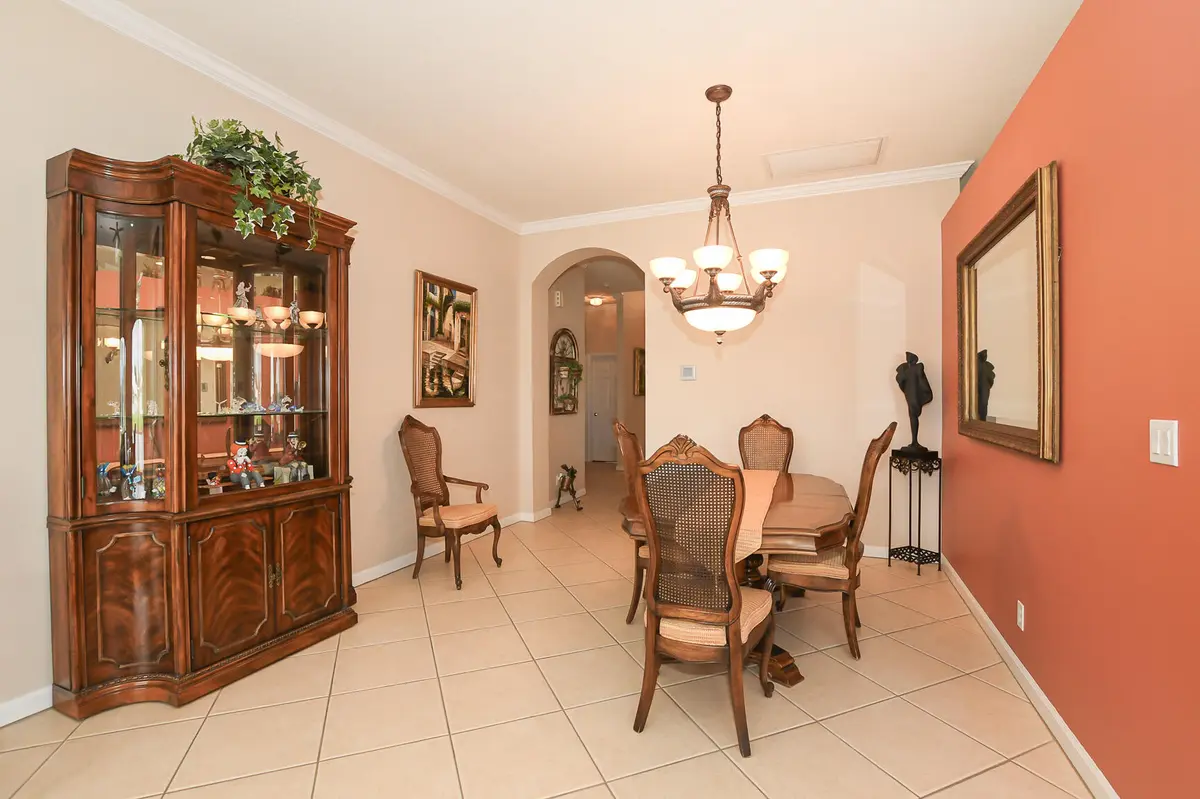 Open Dining at 320 NW MILLPOND Lane, Port St. Lucie