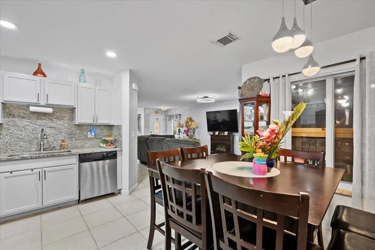 09-LUX_3879 at 7108 HAWKS NEST Terrace, Riviera Beach