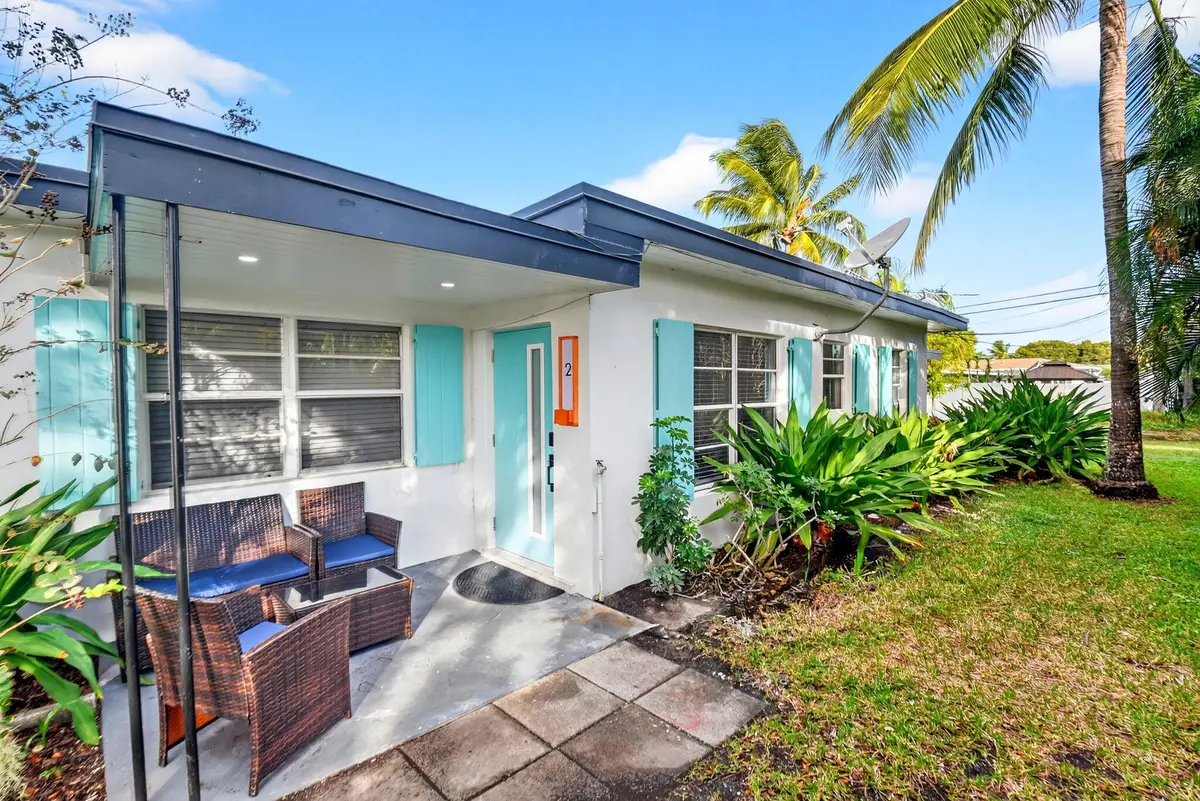 2-web-or-mls-DSC_7215 at 323 DE CARIE Street 1, Delray Beach