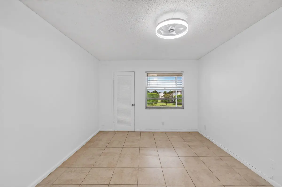34-web-or-mls-DSC_8838 at 4028 Hythe B, Boca Raton