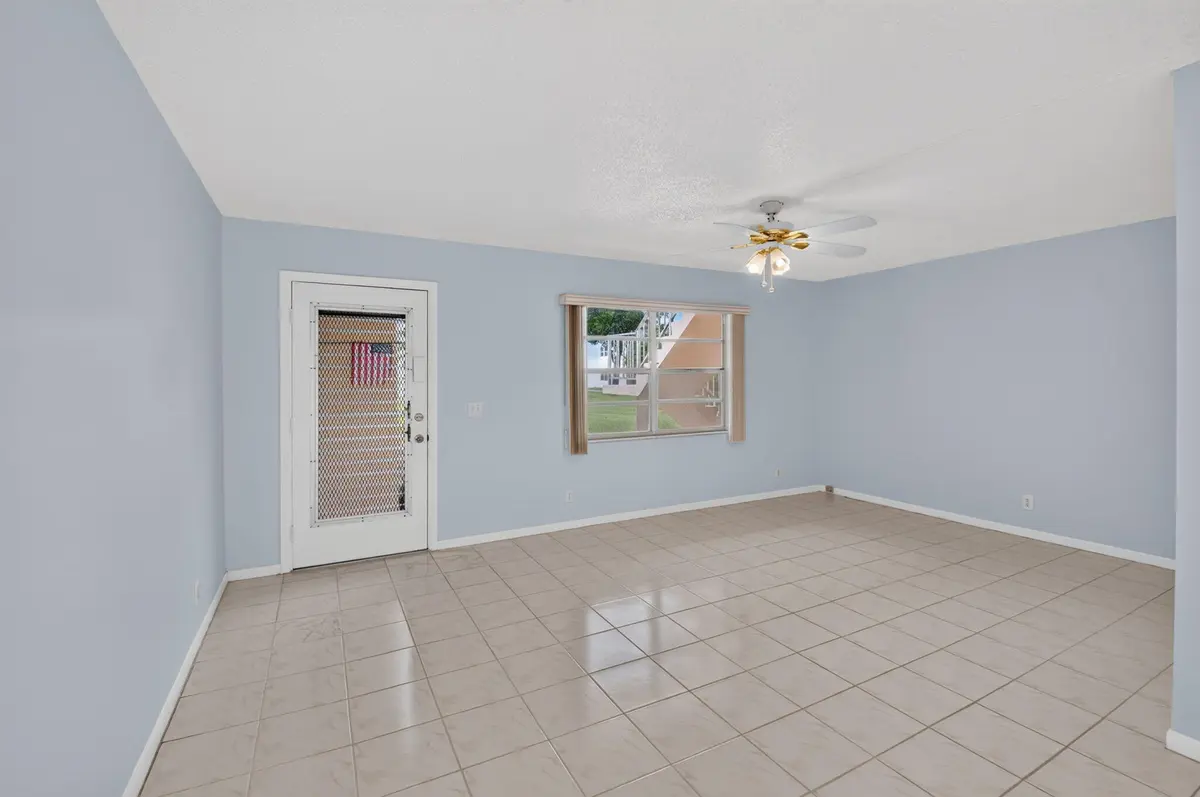 Welcome In! at 386 Capri I, Delray Beach