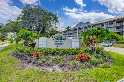 3507 VILLAGE Boulevard 105, West Palm Beach – Condominium for sale