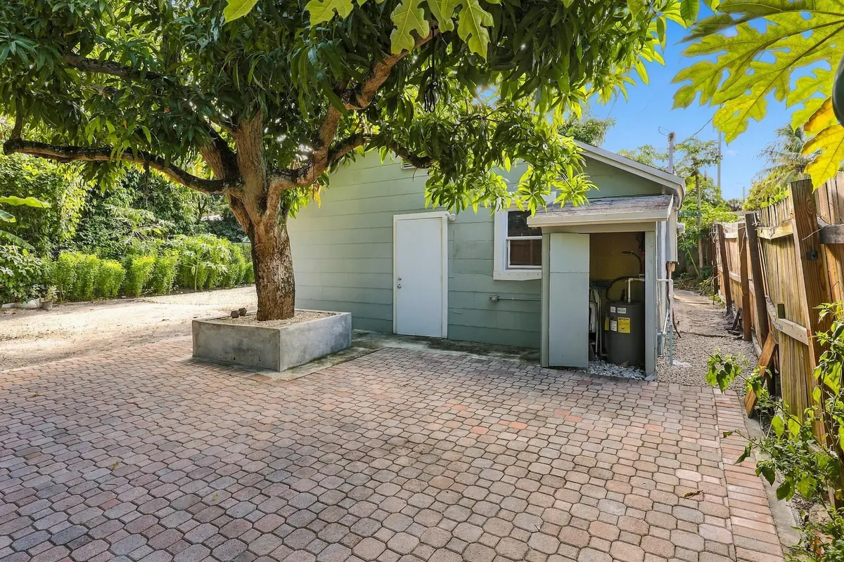 3_453a0508 at 618 S PINE Street B, Lake Worth Beach