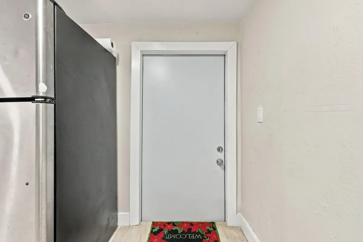 5_453a0523 at 618 S PINE Street B, Lake Worth Beach