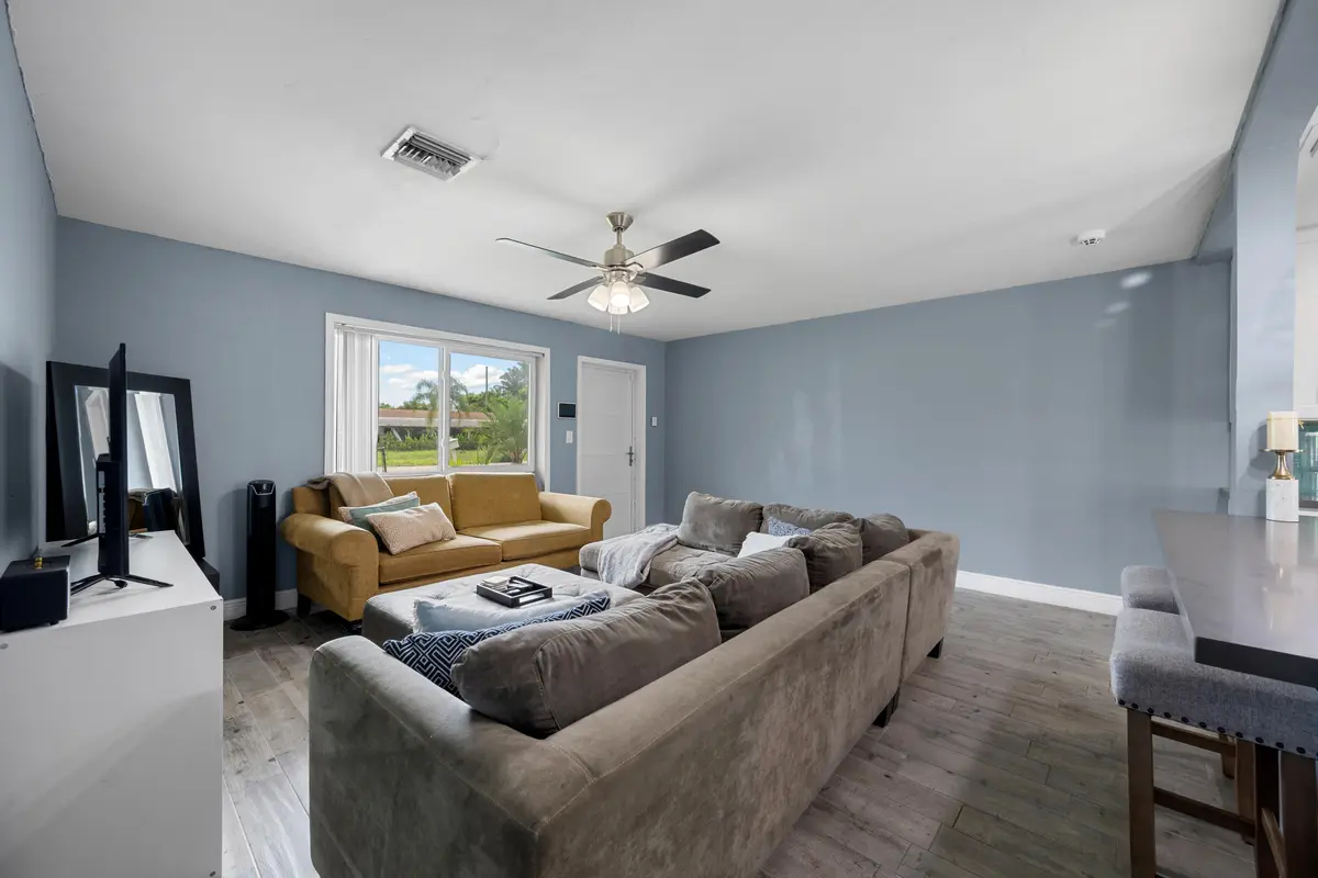 07-3767 SW 16th Ct, Fort Lauderdale-39 at 3767 SW 16TH Court, Fort Lauderdale