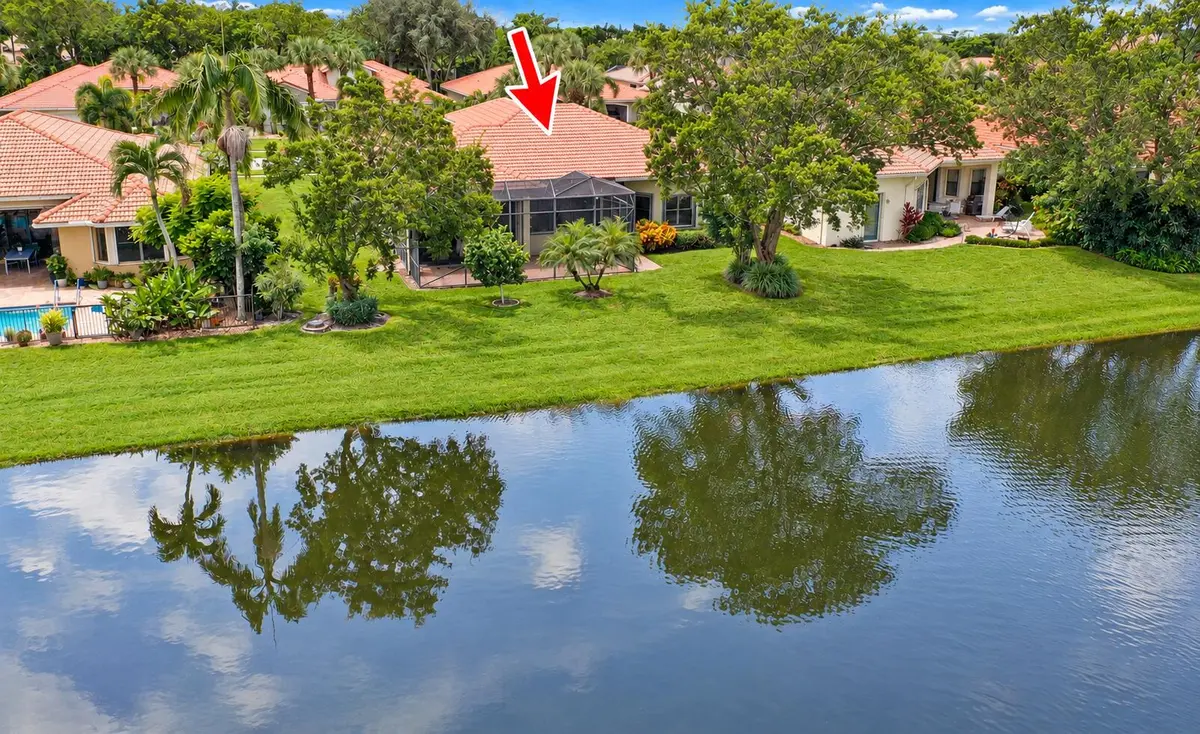 Wide Lake Views at 6872 ANTINORI Lane, Boynton Beach