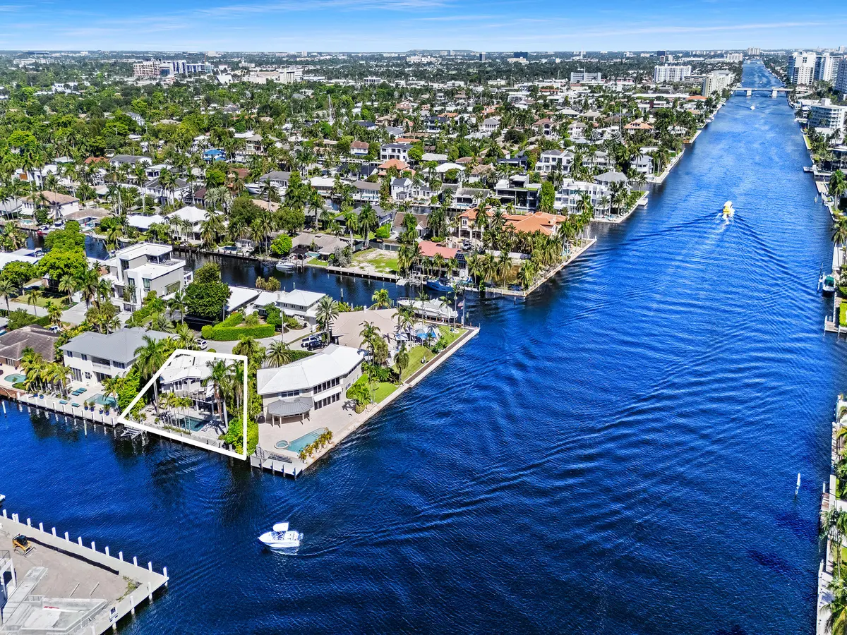 DJI_20260926105624_0357_D at 2880 NE 24TH Place, Fort Lauderdale