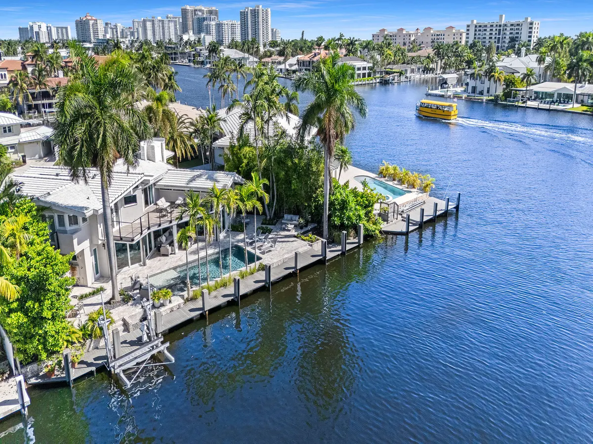DJI_20260926105519_0342_D at 2880 NE 24TH Place, Fort Lauderdale