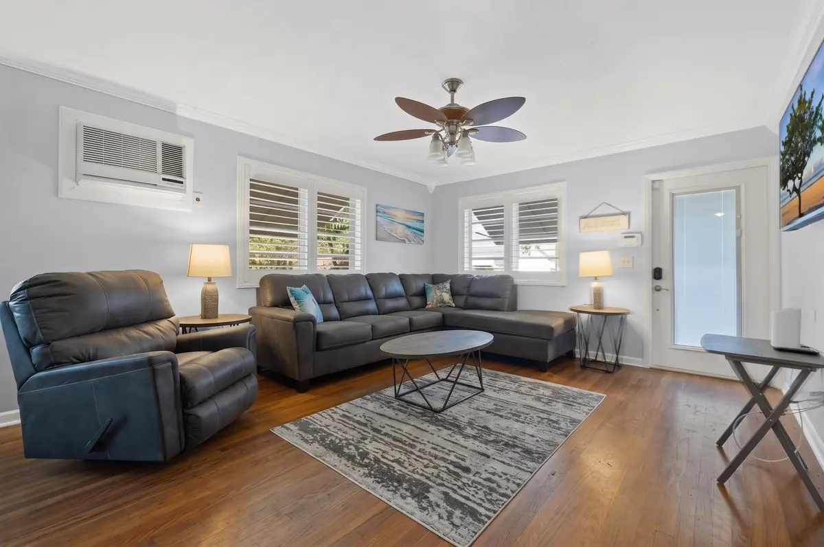 Living room angle 3 at 101 E 25th Street, West Palm Beach