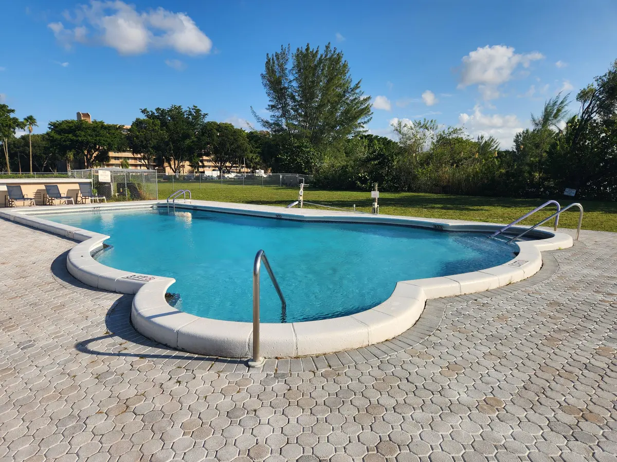 4821 NW 13th Avenue, Deerfield Beach, FL – photo 8