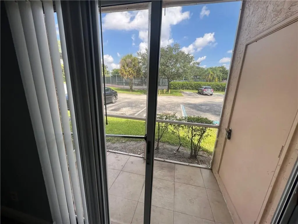 840 Cypress Park Way Unit f3, Pompano Beach, FL – photo 2