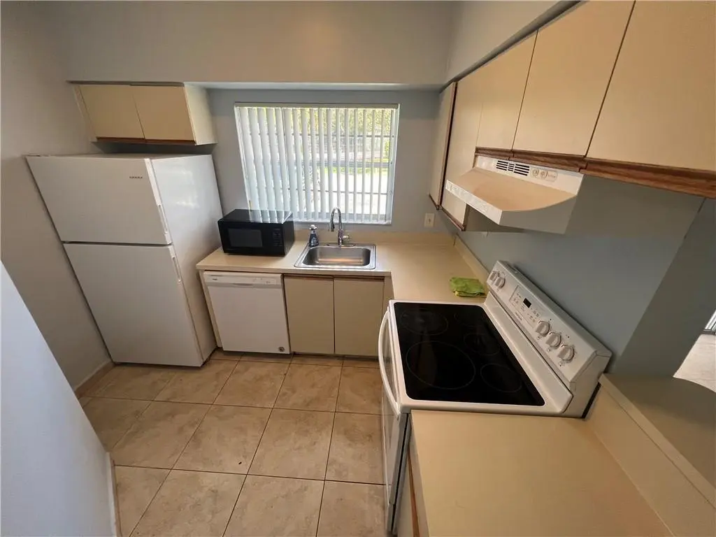840 Cypress Park Way Unit f3, Pompano Beach, FL – photo 3