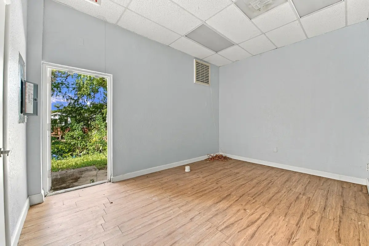 Space1e at 6301 W Atlantic Boulevard 1, Margate