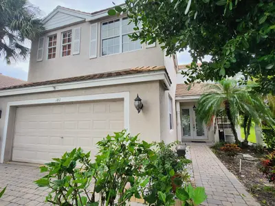 180 KENSINGTON Way, Royal Palm Beach – Single Family Residence for sale