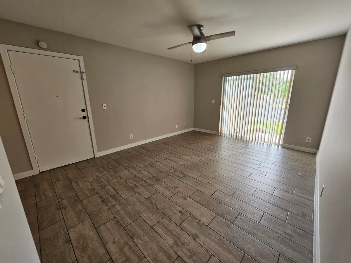 LIVING ROOM at 1822 ABBEY Road 105, West Palm Beach
