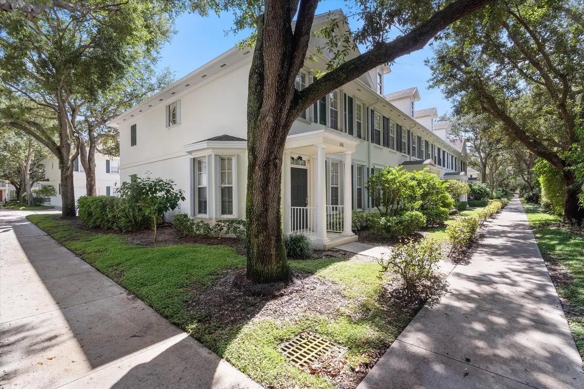 End-unit 336 Legare Ct Jupiter, FL-900 at 336 Legare Court, Jupiter