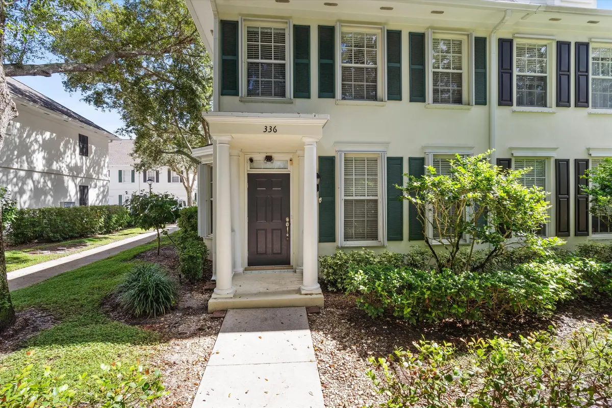 End-unit 336 Legare Ct Jupiter, FL-901 at 336 Legare Court, Jupiter