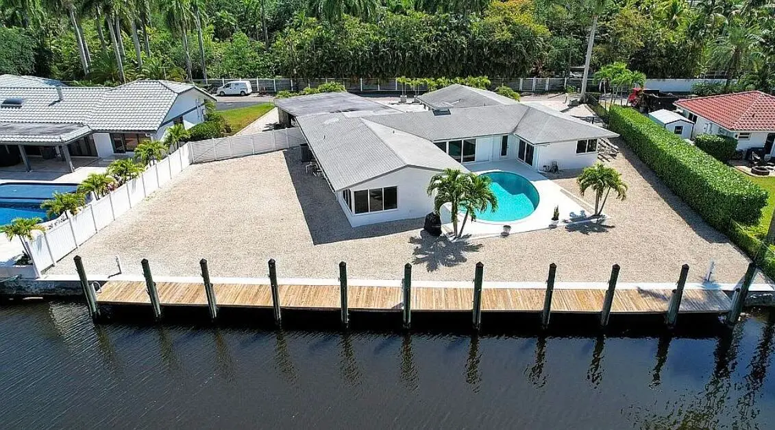IMG_8719 at 2341 SW 26th Avenue, Fort Lauderdale