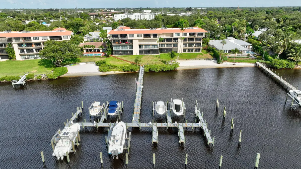 13-web-or-mls-DJI_0498_499_500_501_502 at 624 SW SAINT LUCIE Crescent 308, Stuart