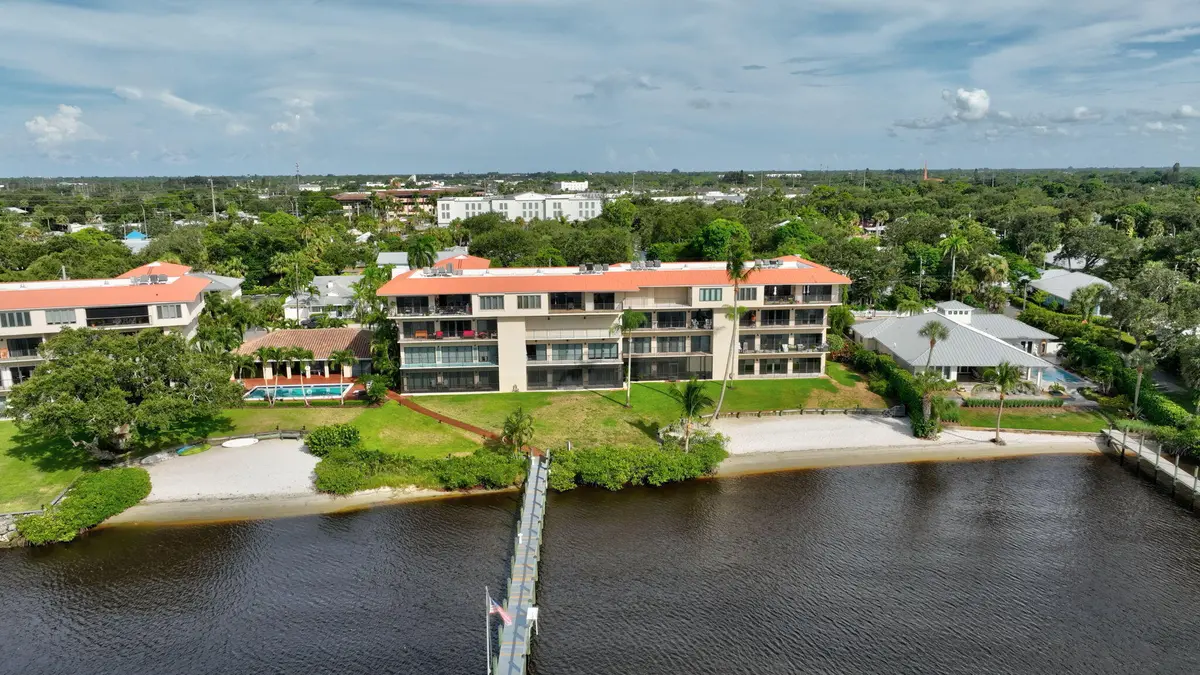 14-web-or-mls-DJI_0503_4_5_6_7 at 624 SW SAINT LUCIE Crescent 308, Stuart
