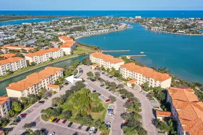 19 Harbour Isle Drive 106, Fort Pierce – Condominium for sale