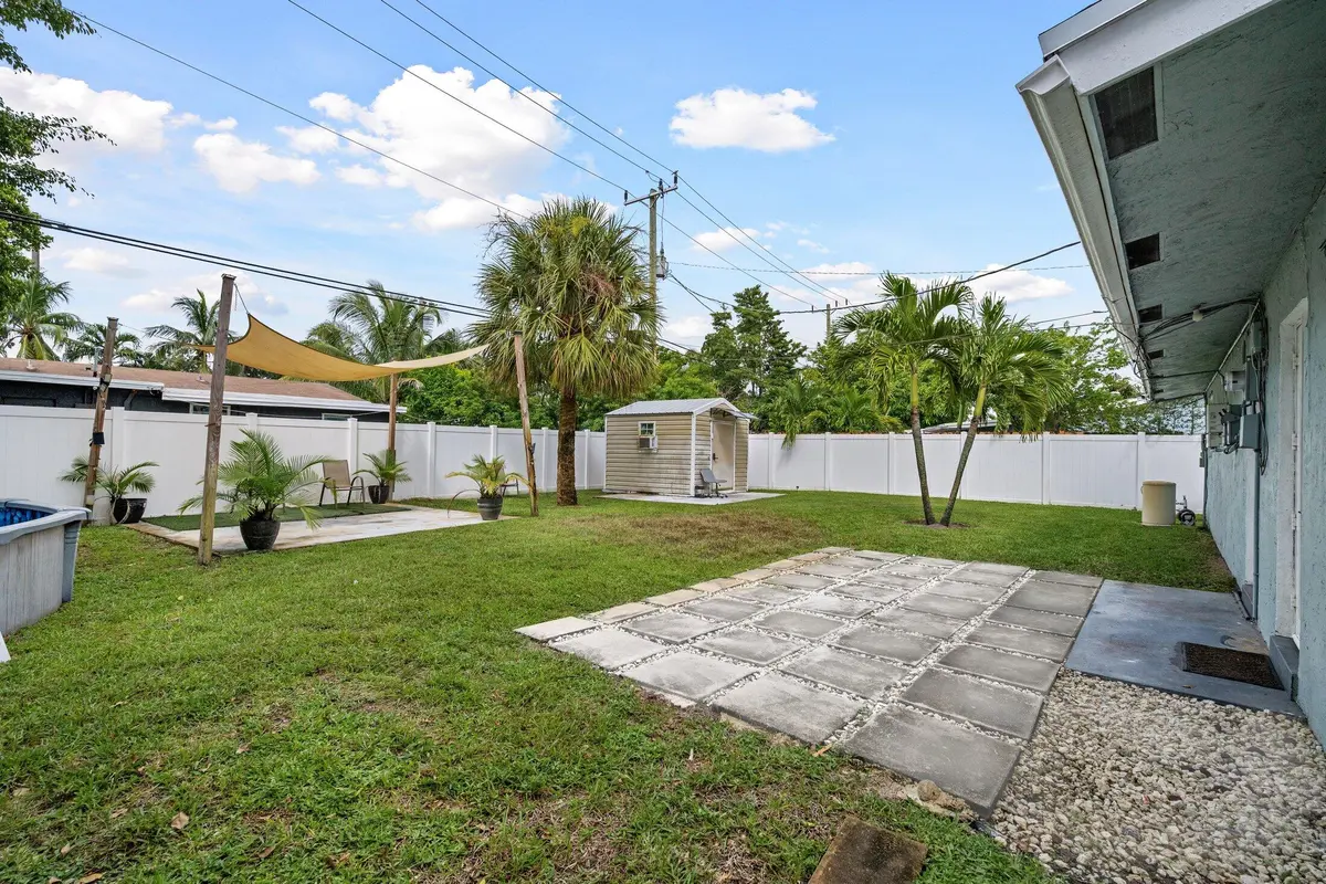 3767 SW 16th Ct Fort Lauderdale-21-Edit at 3767 SW 16TH Court, Fort Lauderdale