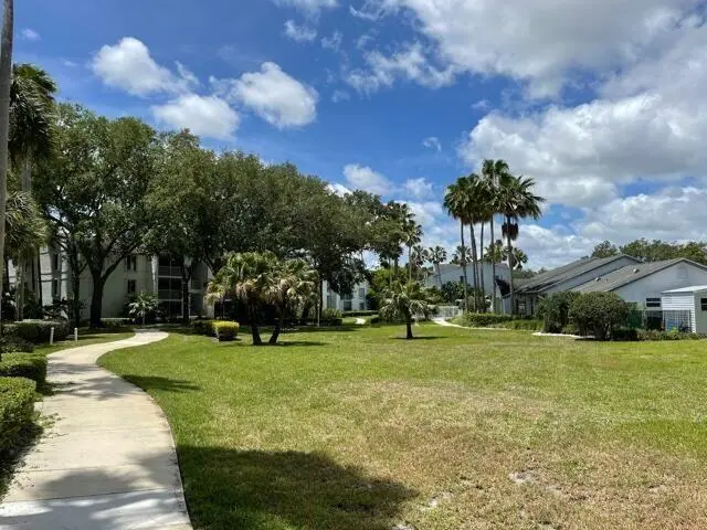 2502 SE ANCHORAGE Cove D-2, Port St. Lucie, FL – photo 8