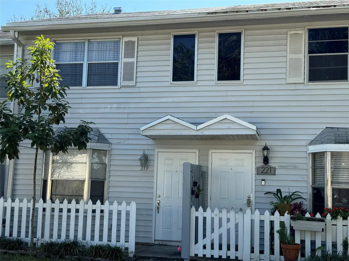 Photo 2 at 219 SW 3RD Street, Pompano Beach