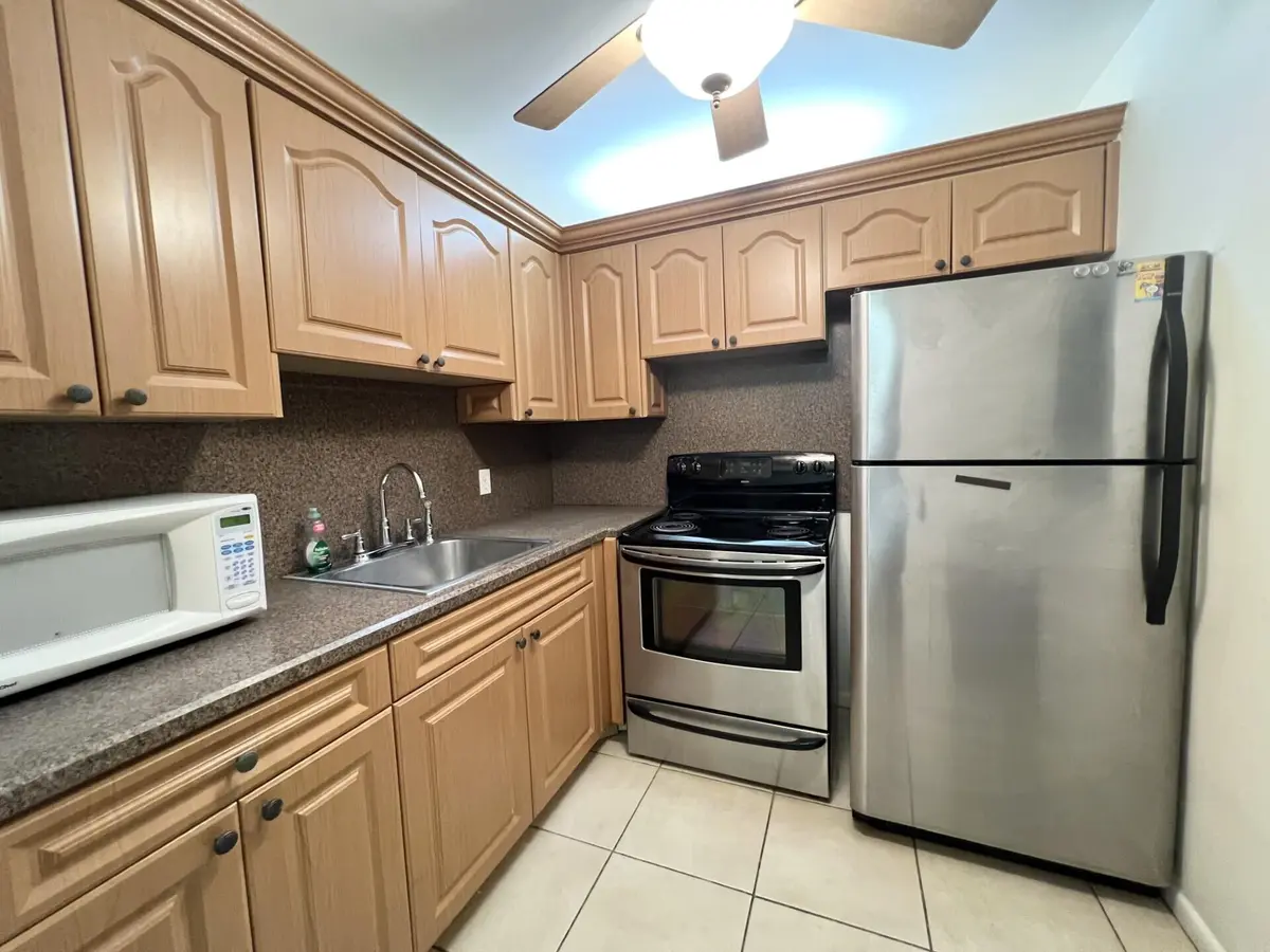 c37aa051-67c7-4da1-be43-19ba37e4bc51 at 4023 Berkshire B 4023, Deerfield Beach