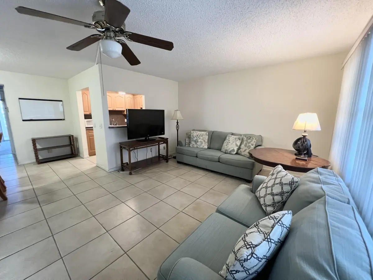 018d7d58-fc5c-47d6-afda-abb31274f1ce at 4023 Berkshire B 4023, Deerfield Beach