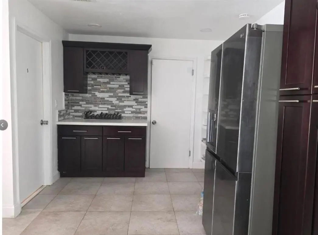 Screenshot 2026-10-01 090234 at 690 NW 68TH Avenue, Plantation
