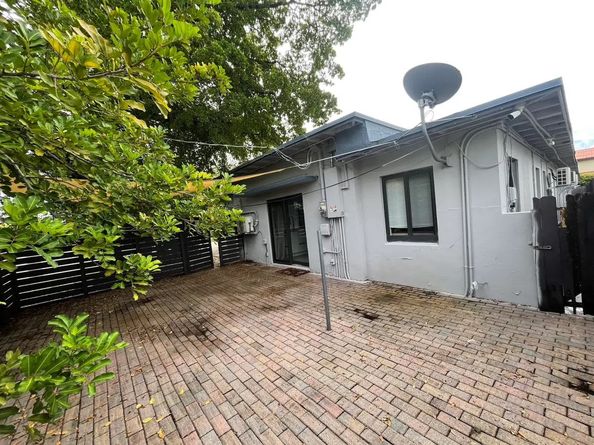 IMG_3566 at 824 NE 4TH Street 1, Fort Lauderdale