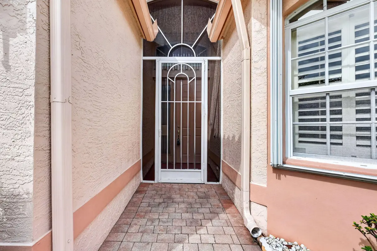 4-web-or-mls-5P1A2413 at 275 NW Toscane Trail, Port St. Lucie