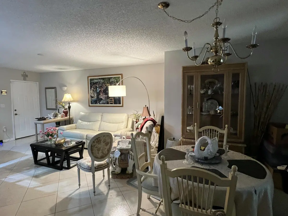 tempImageEARmNA at 100 SCOTIA Drive 203, Hypoluxo