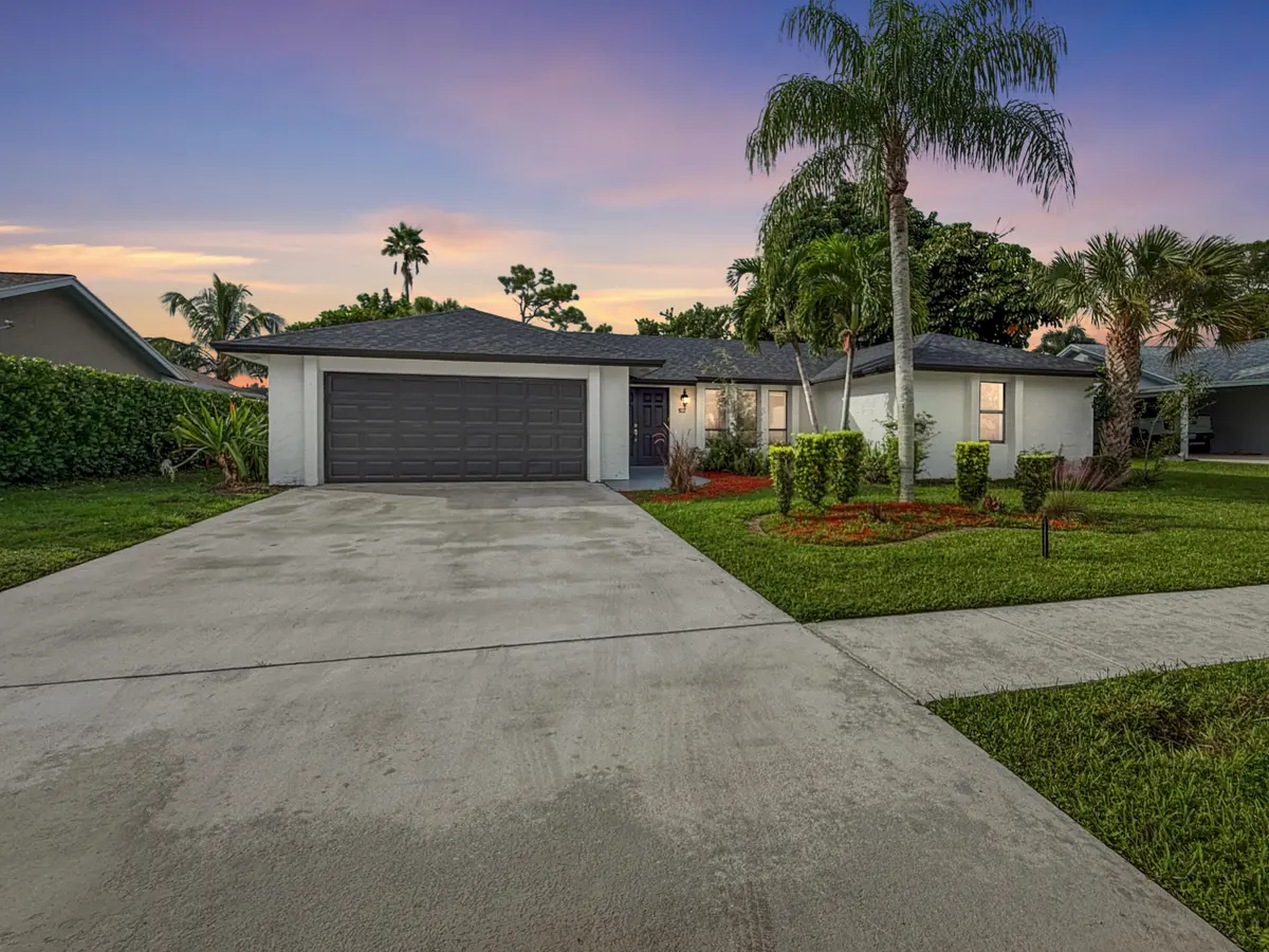 102 Valencia Street at 102 Valencia Street, Royal Palm Beach
