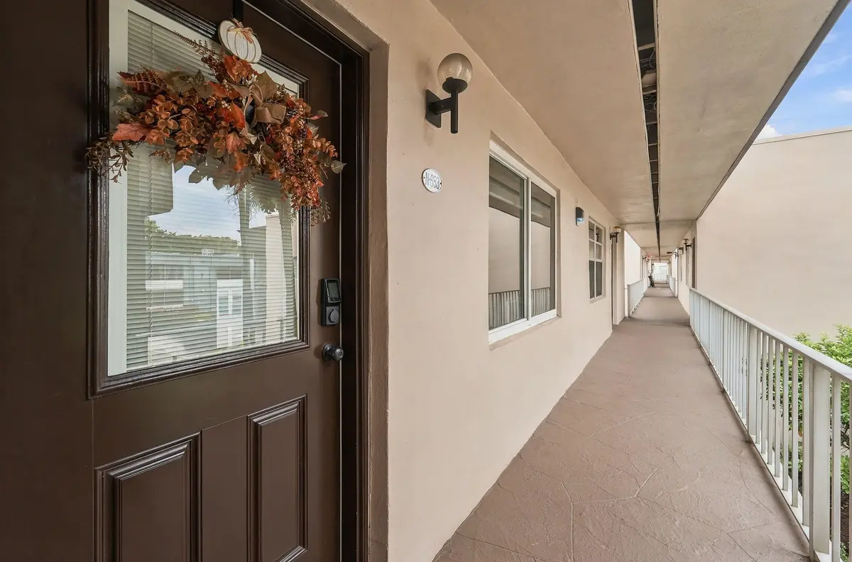 04_hallway at 653 NORMANDY Lane Unit N, Delray Beach