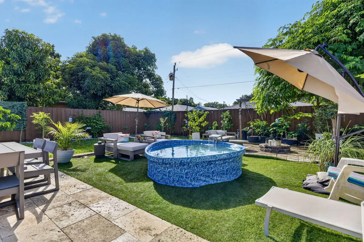 30-web-or-mls-_14A3519 at 220 Reigle Avenue, Delray Beach