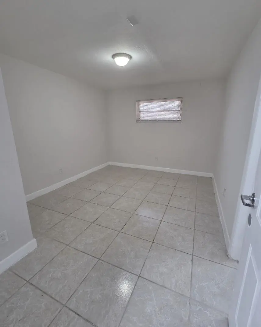 Photo 5 at 2127 NW 7th Street, Fort Lauderdale