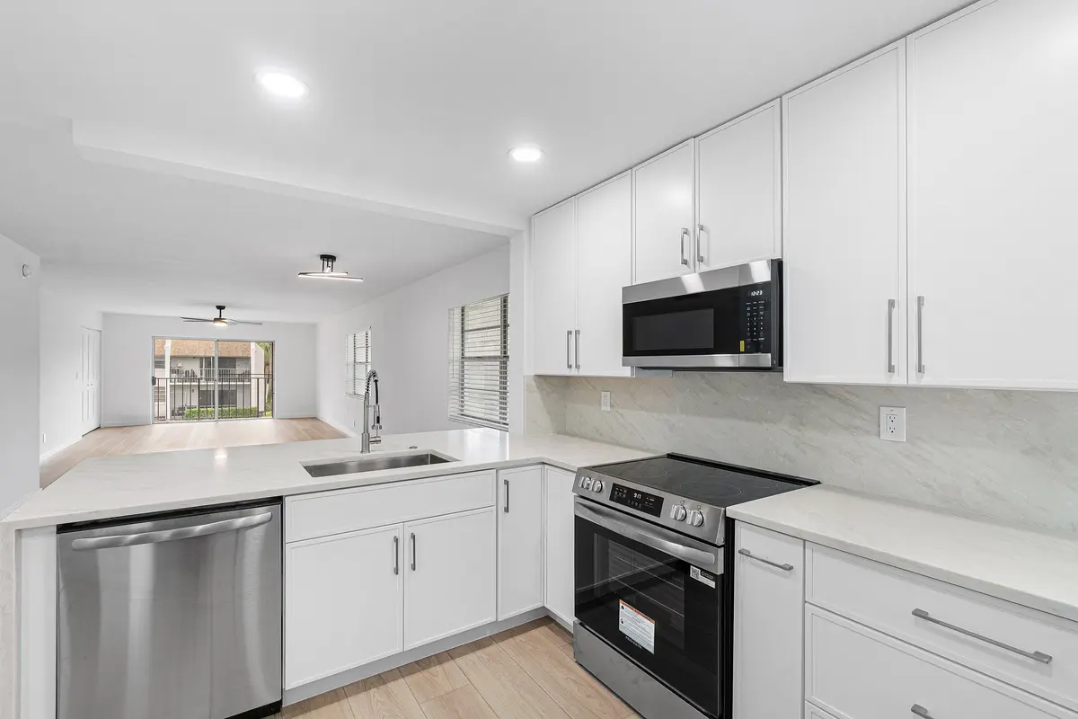 013-2925Southwest22ndAvenue-2080-DelrayB at 2925 SW 22ND Avenue 2080, Delray Beach