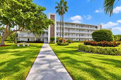 4025 Swansea B 4025, Deerfield Beach – Condominium for sale