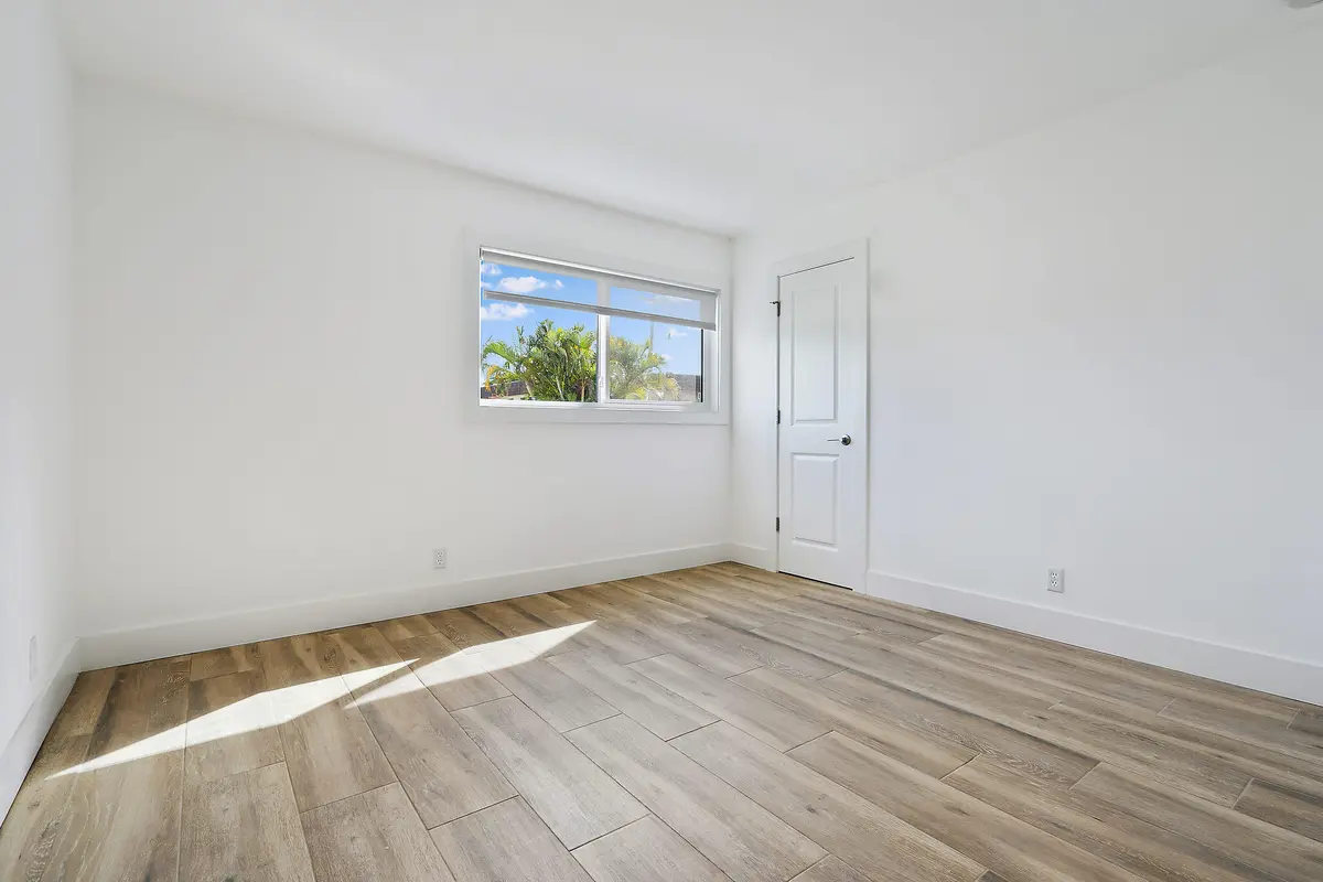 bed 2 at 401 Southwind Drive 7, North Palm Beach