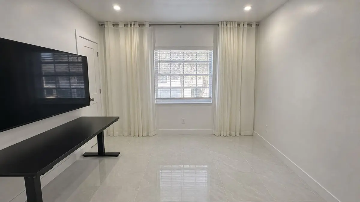 6d223a7f-7c9a-4938-a21b-15233d34d61d at 6249 BAY CLUB Drive 3, Fort Lauderdale