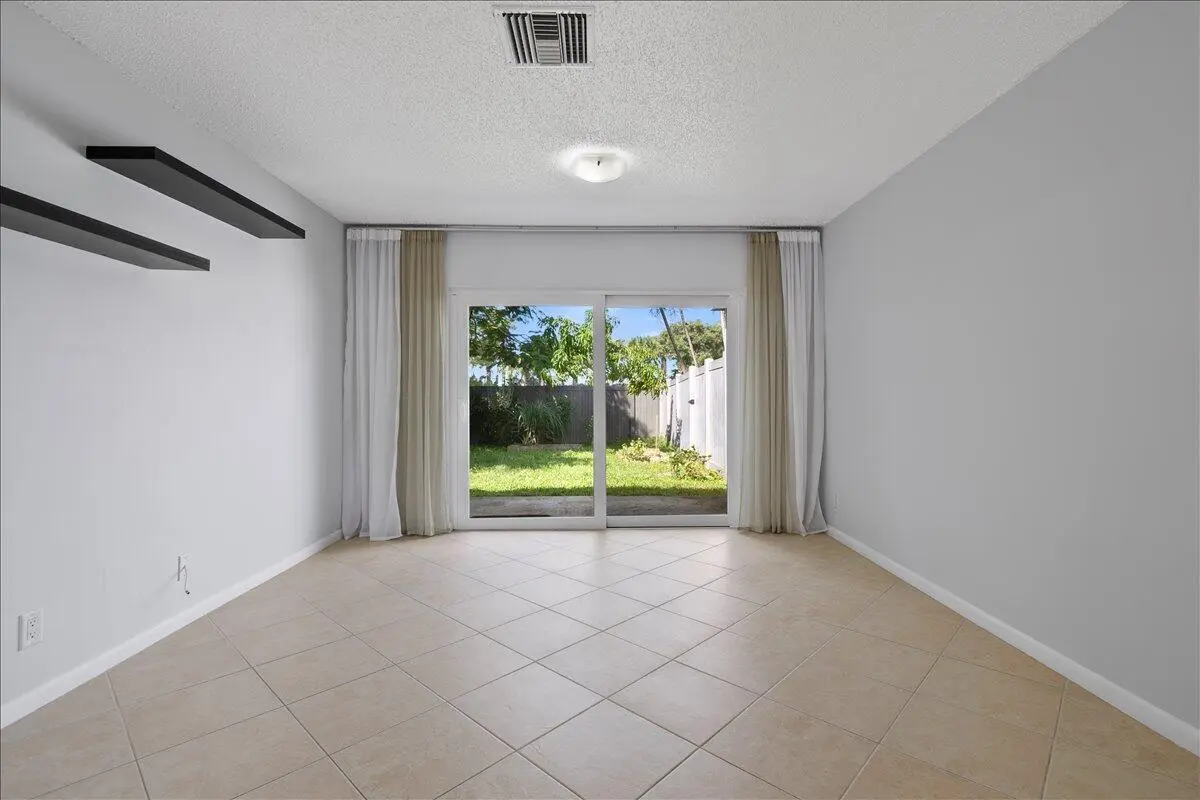 07-JLC_1163 at 258 PALMETTO Court, Jupiter