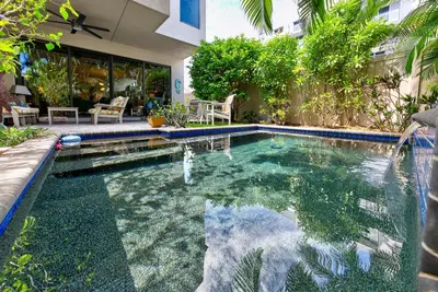 930 NE 16th Avenue, Fort Lauderdale – Townhouse for sale