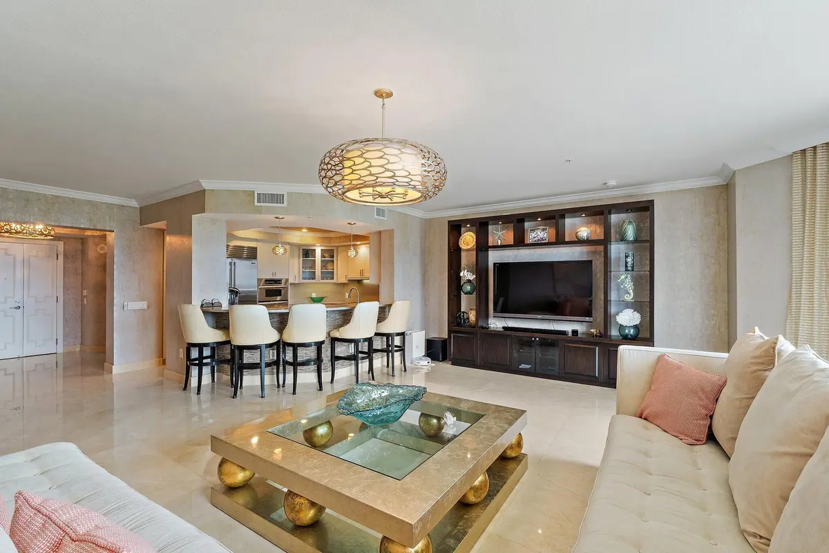 Expansive Main Area at 3620 Gardens Parkway 1602b, Palm Beach Gardens