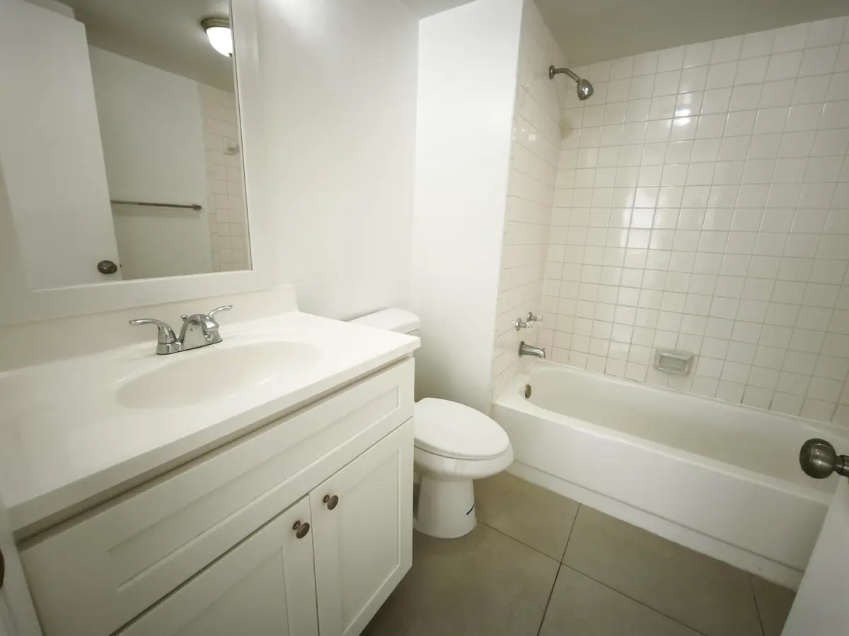 8720 Shadow Wood Boulevard 105, Coral Springs, FL – photo 5