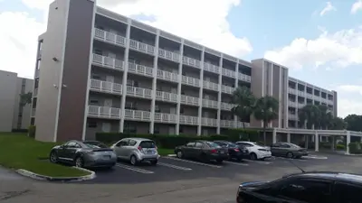 8720 Shadow Wood Boulevard 105, Coral Springs – Apartment for rent